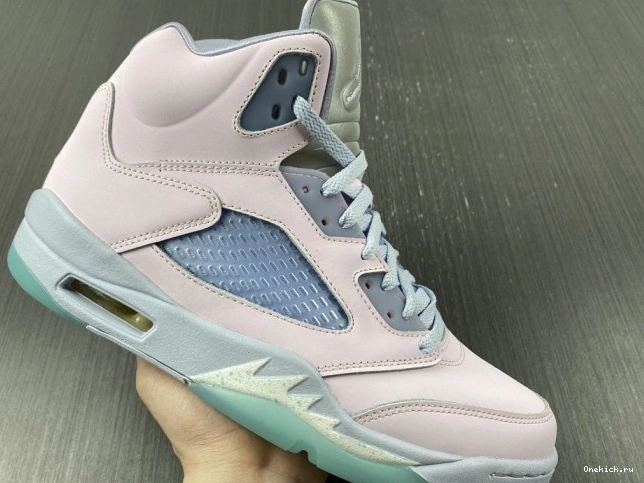 One Kick Jordan DV0562-600 Easter Air 5 0812